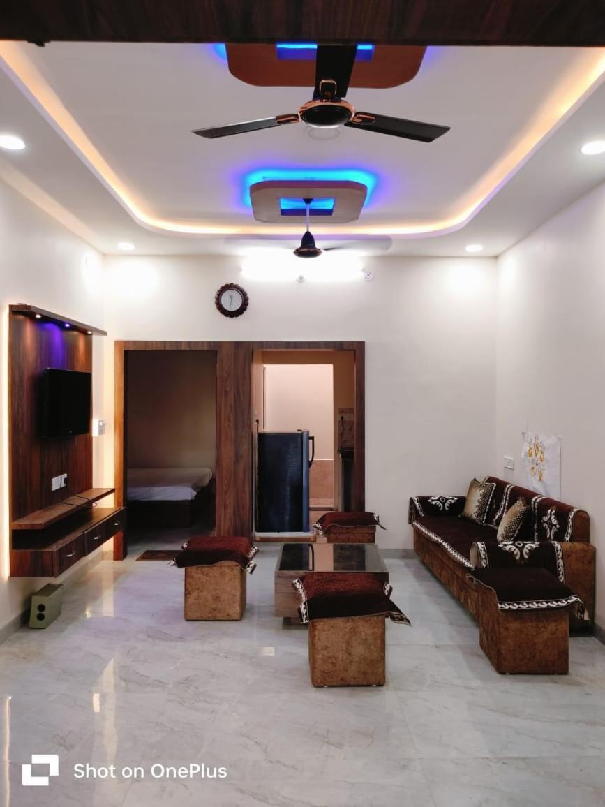 Nandi Homes Homestay Ujjain Exterior photo